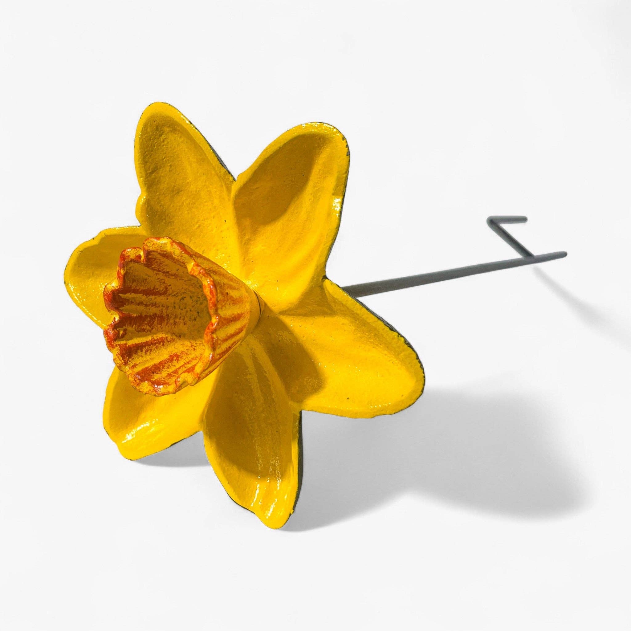 Daffodil Bird Feeder and Bath, Cast Iron Garden Stake Outdoor Decor, 30"